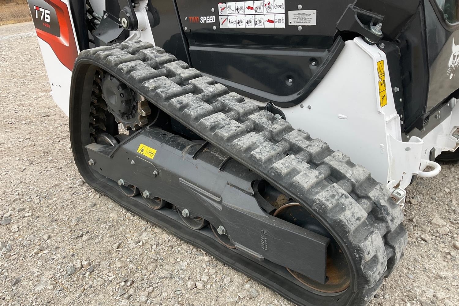 gallery 2021 Bobcat T76 R-Series Compact Track Loader