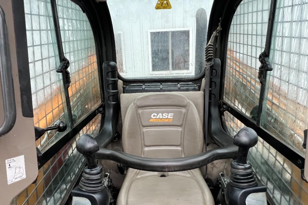 gallery 2012 Case TR320 Compact Track Loader