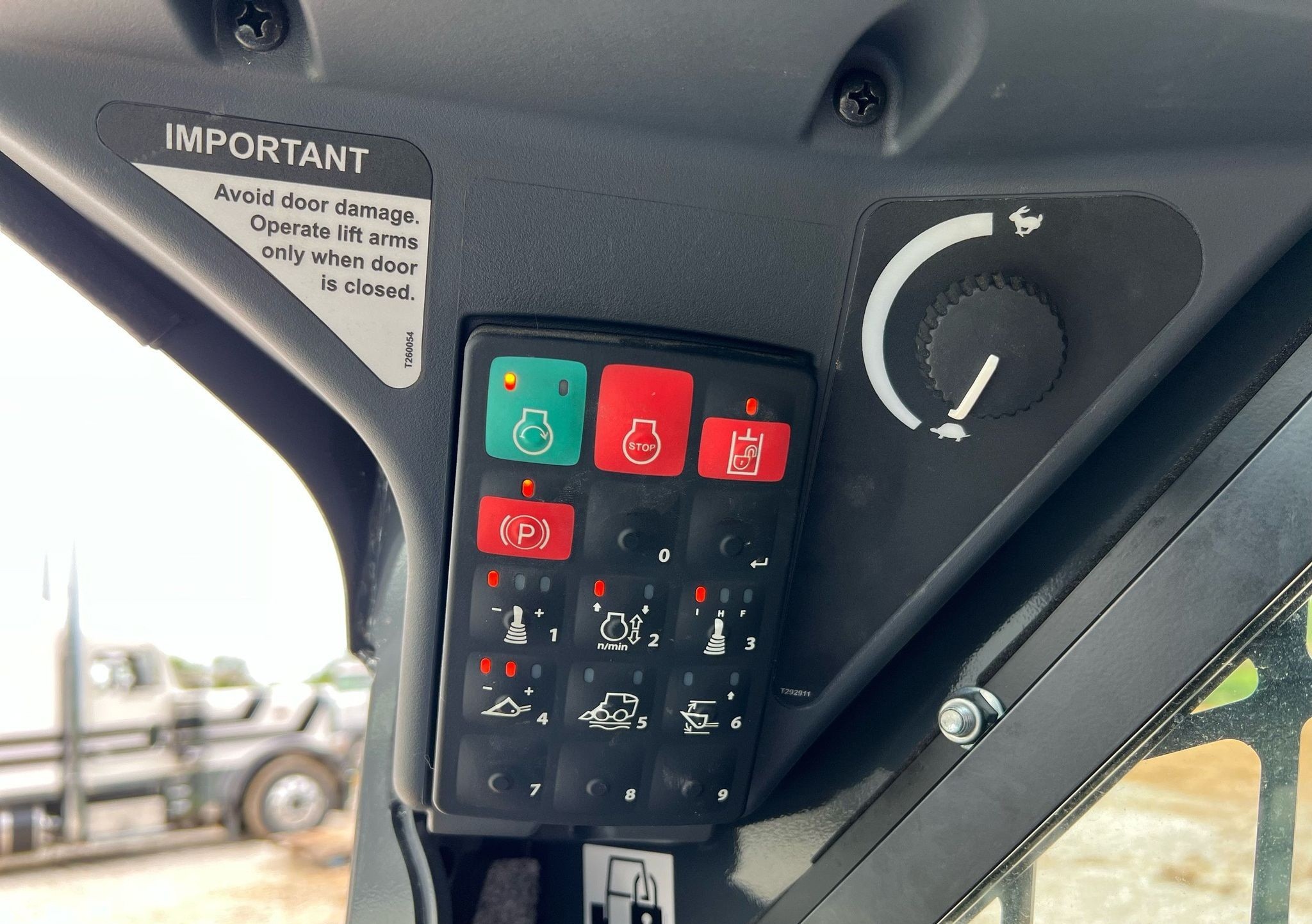 gallery 2022 John Deere 325G tracked skid steer loader