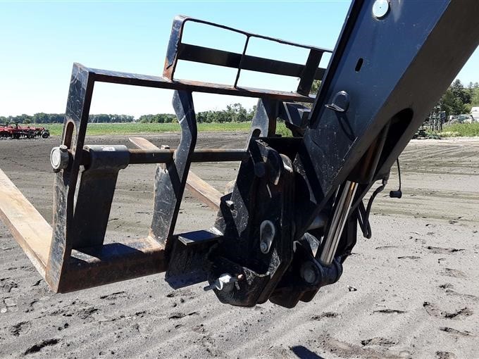 gallery 2016 Caterpillar TL943D 4x4x4 Telehandler