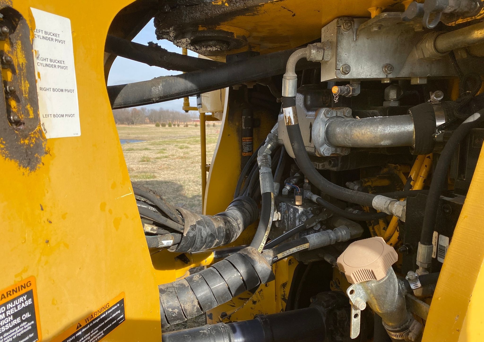 gallery 2011 John Deere 844K wheel loader