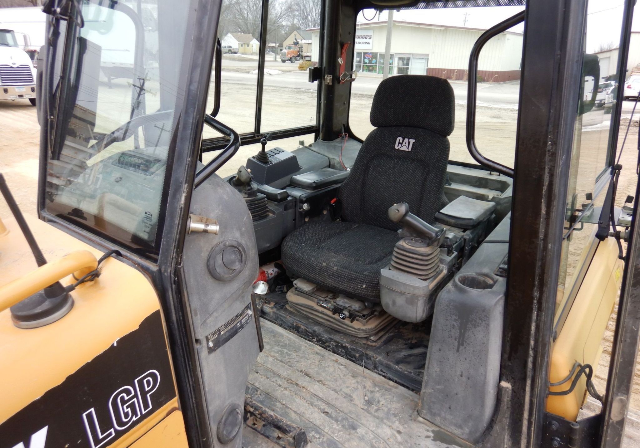 gallery 2011 Caterpillar D5K LGP dozer