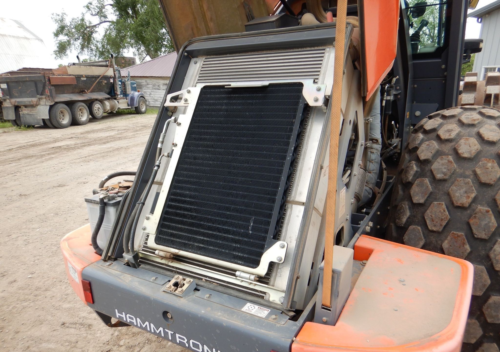 gallery 2016 Hamm H11I vibratory roller