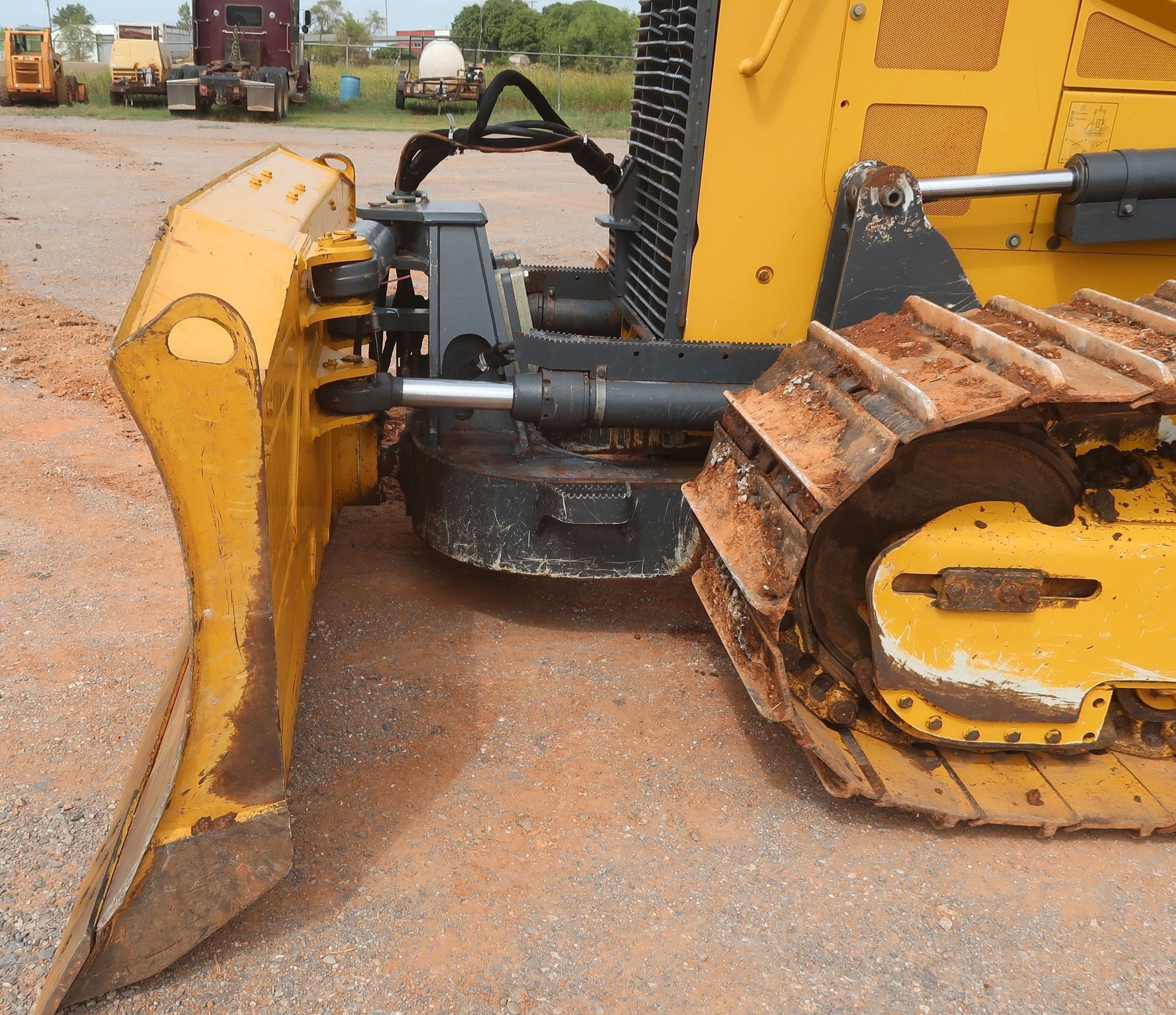 gallery 2015 John Deere 750K WLT dozer