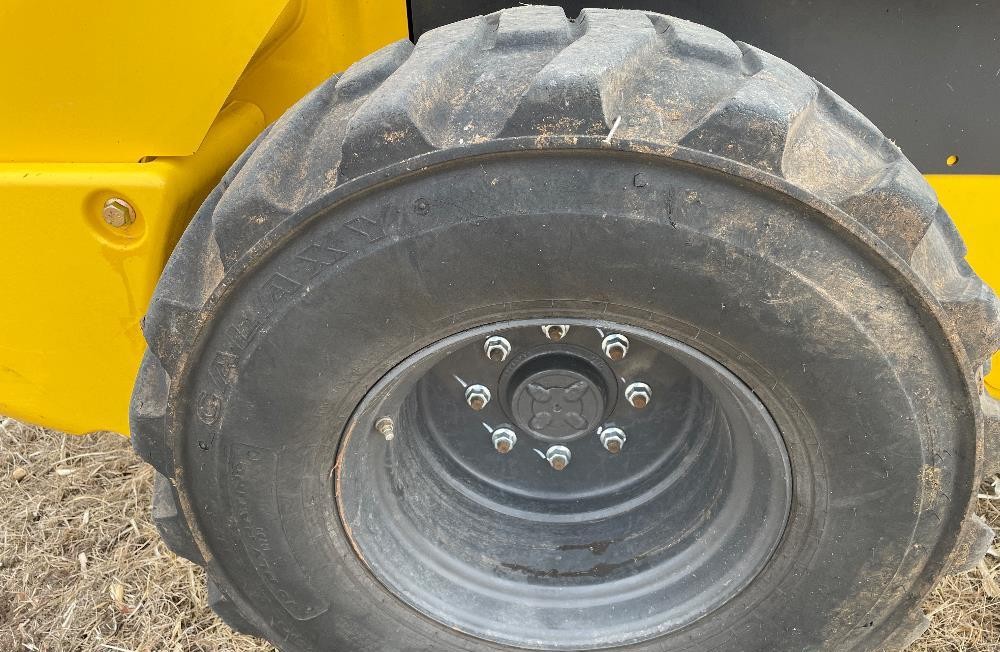 gallery 2020 New Holland L328 Skid Steer