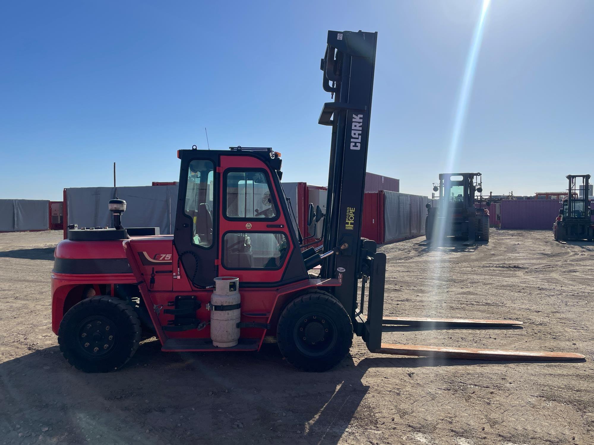 gallery 2020 Clark C75 2WD Forklift