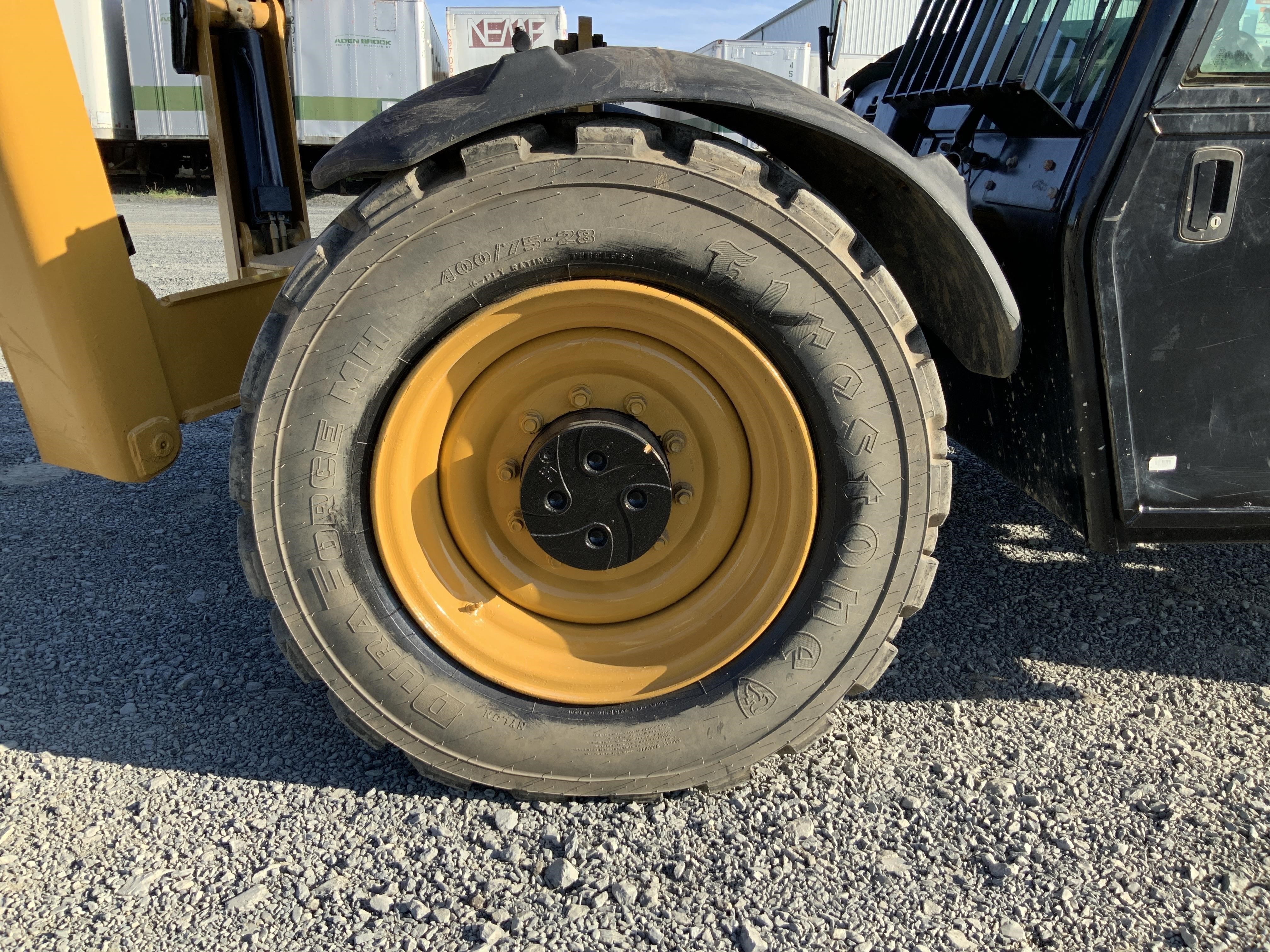 gallery 2013 Caterpillar TL1055C Telehandler
