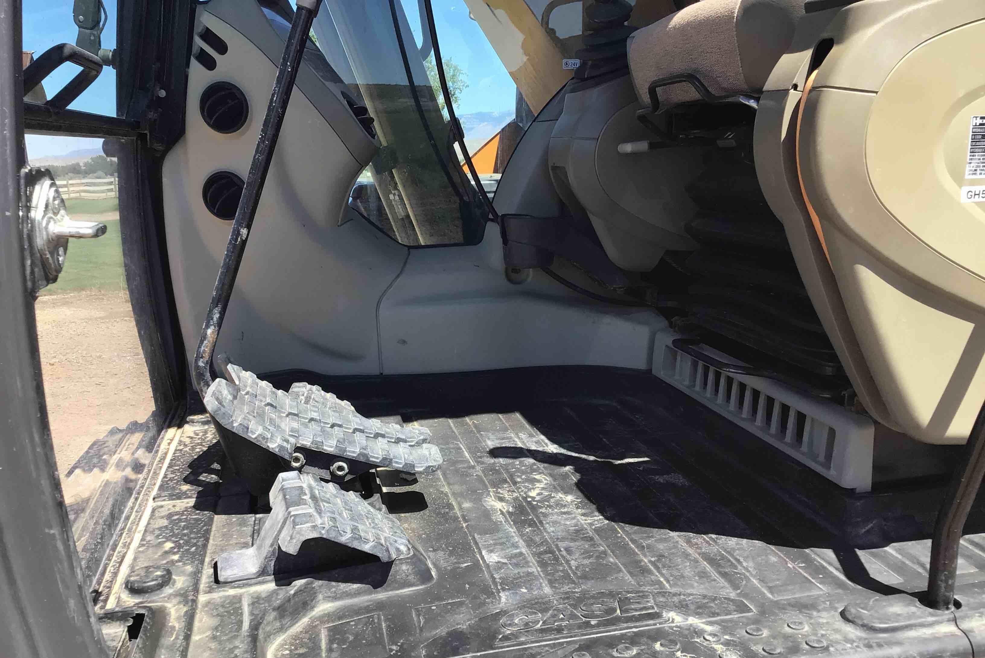 gallery 2016 Case CX130C Excavator
