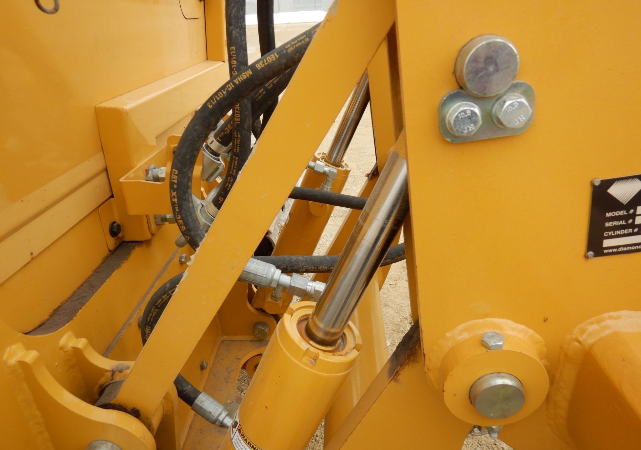 gallery 2011 Caterpillar D5K LGP dozer