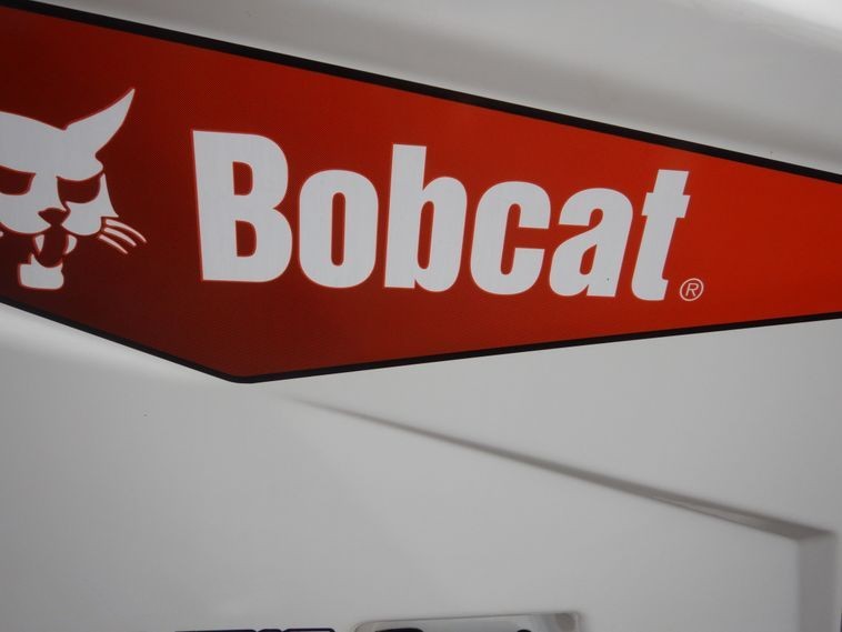 gallery 2018 Bobcat V519 telehandler