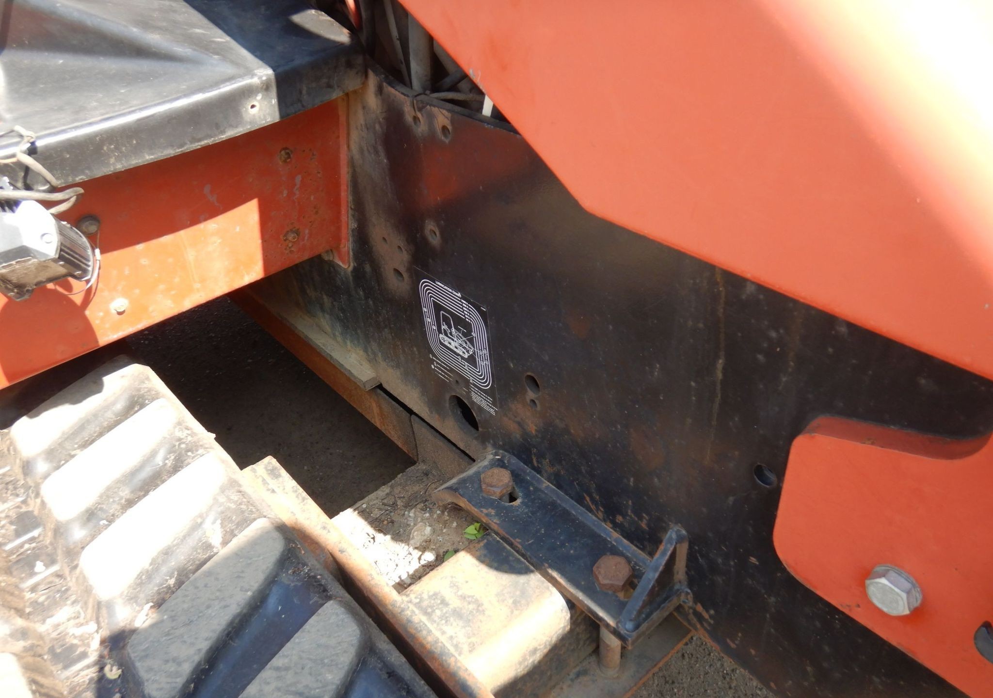 gallery 2004 Ditch Witch HT115 cable plow
