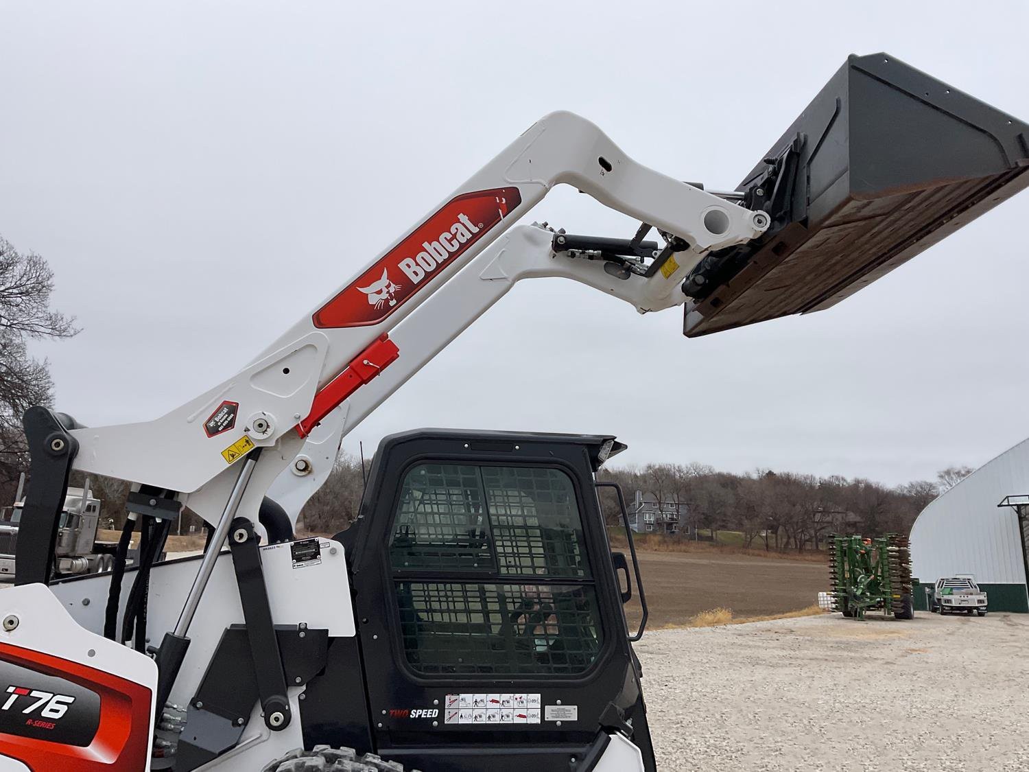 gallery 2021 Bobcat T76 R-Series Compact Track Loader