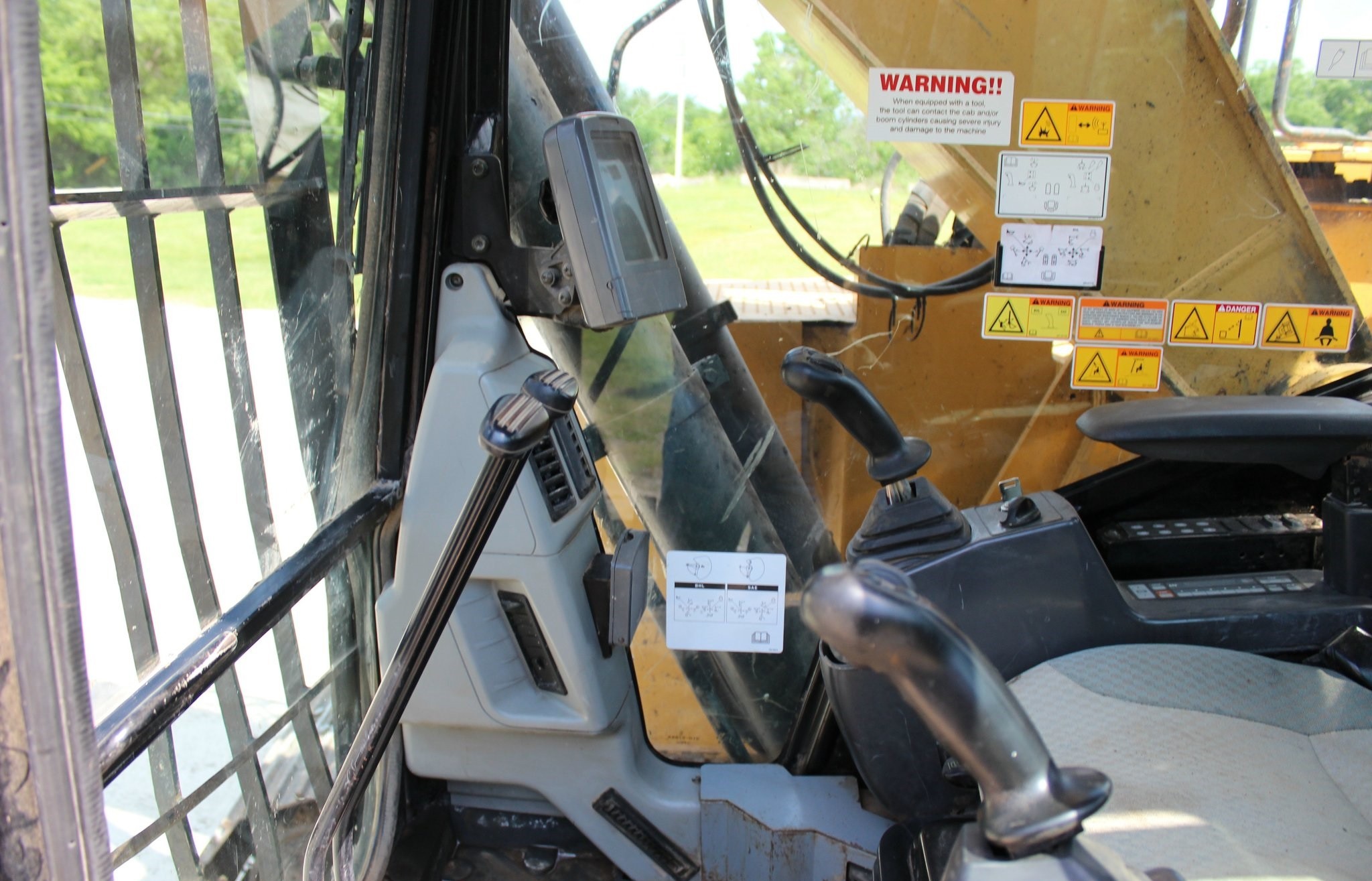 gallery 2008 Caterpillar 321D LCR excavator