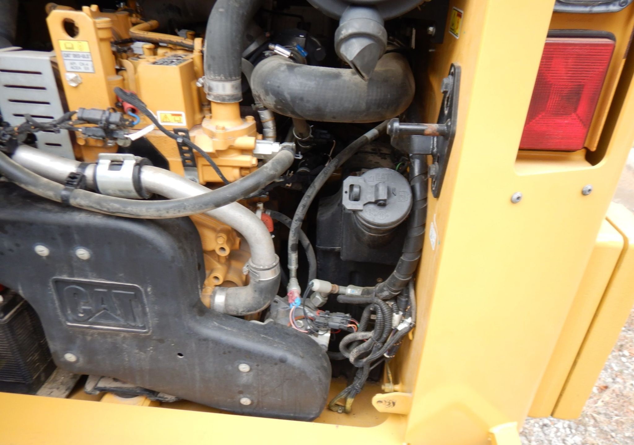 gallery 2018 Caterpillar 289D tracked skid steer loader