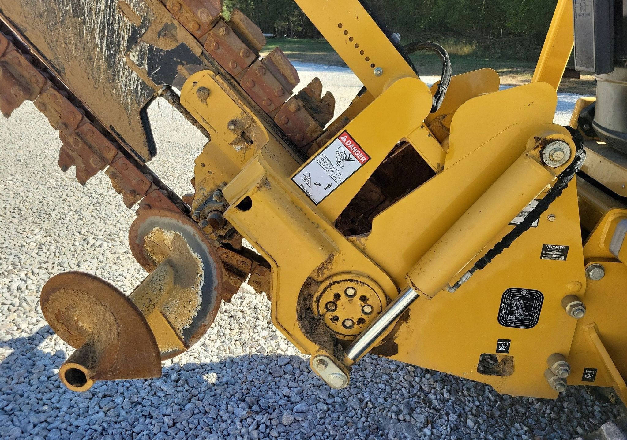 gallery 2017 Vermeer RTX750 trencher