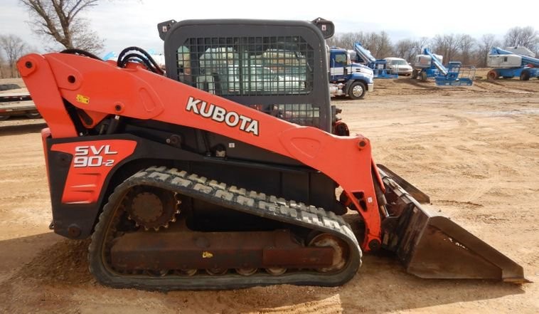 gallery 2014 Kubota SVL90-2 tracked skid steer loader