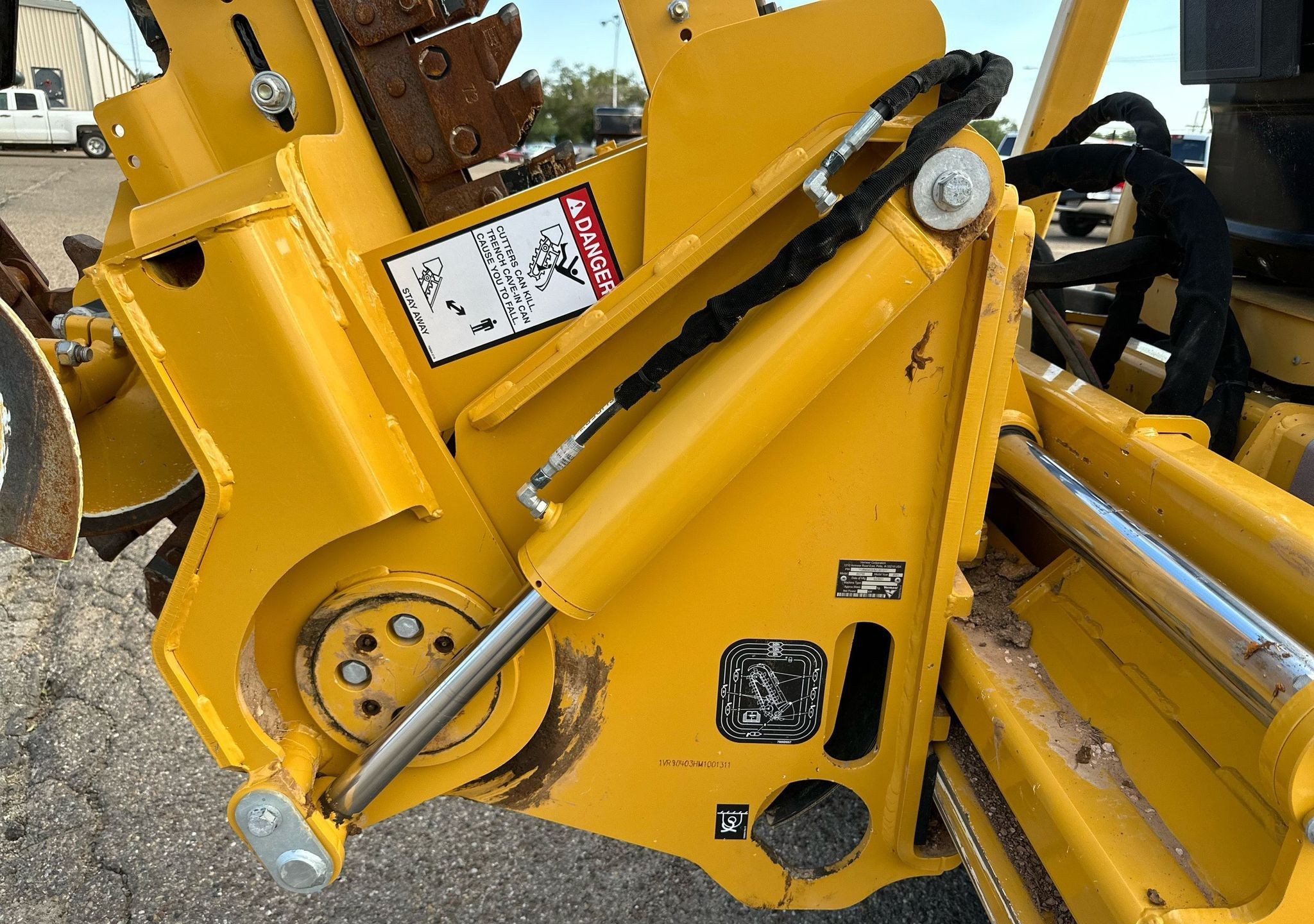 gallery 2009 Vermeer RTX750 trencher