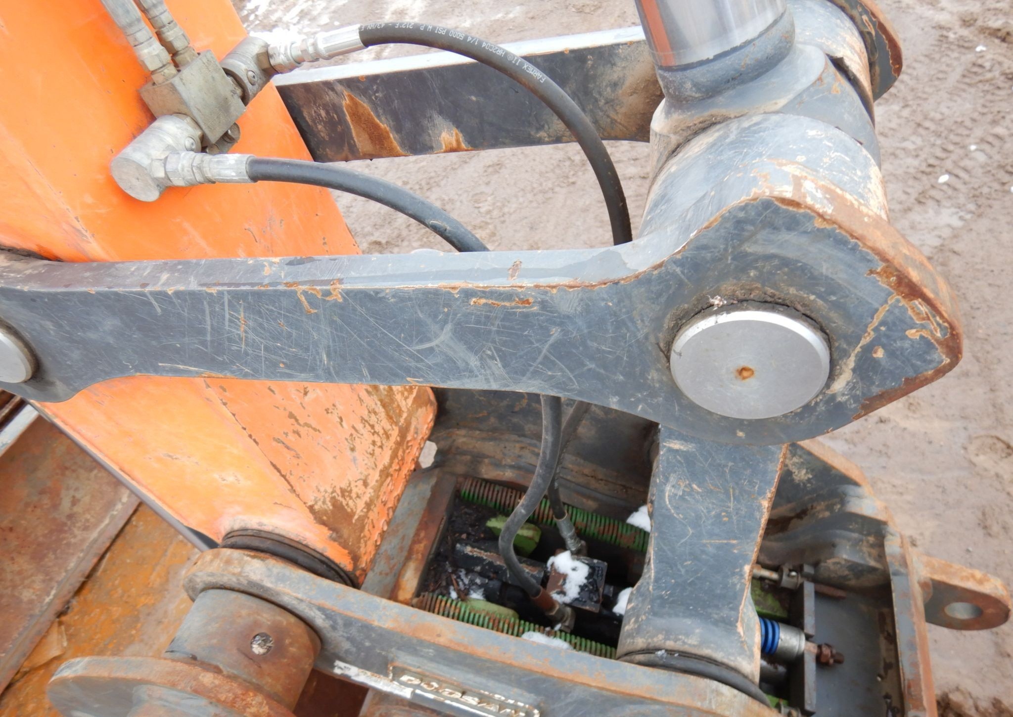 gallery 2014 Doosan DX140LCR excavator