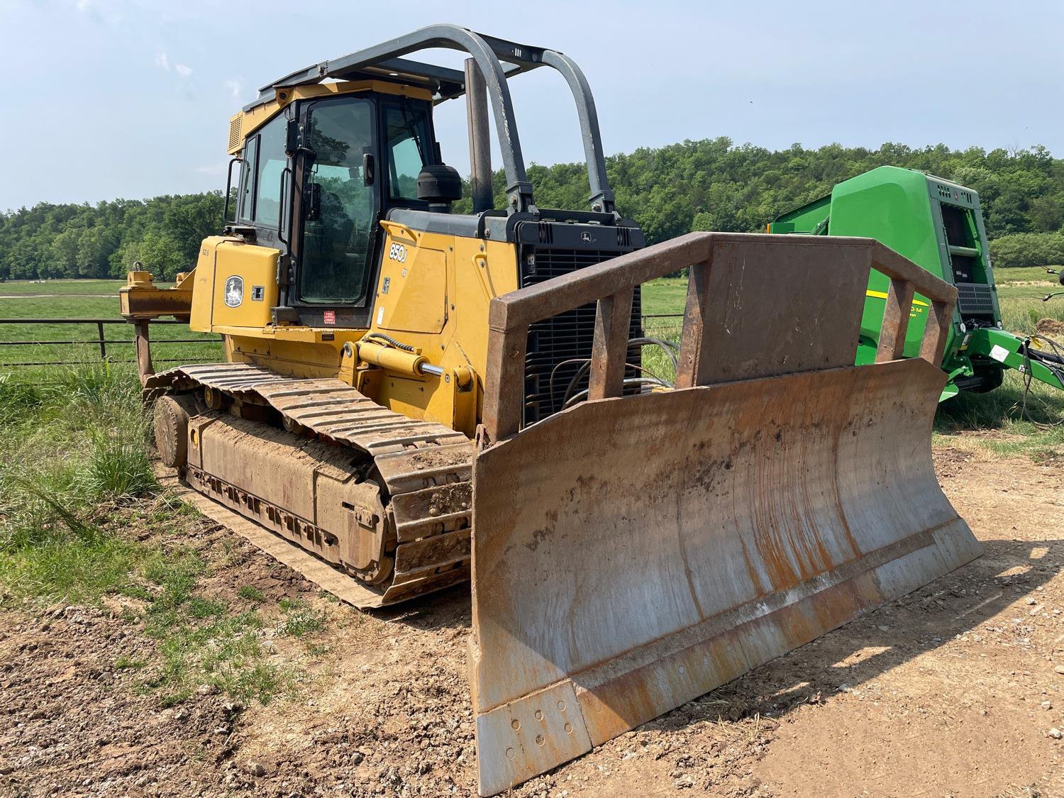 gallery 2007 John Deere 850J LT Dozer WMulti-Shank Ripper