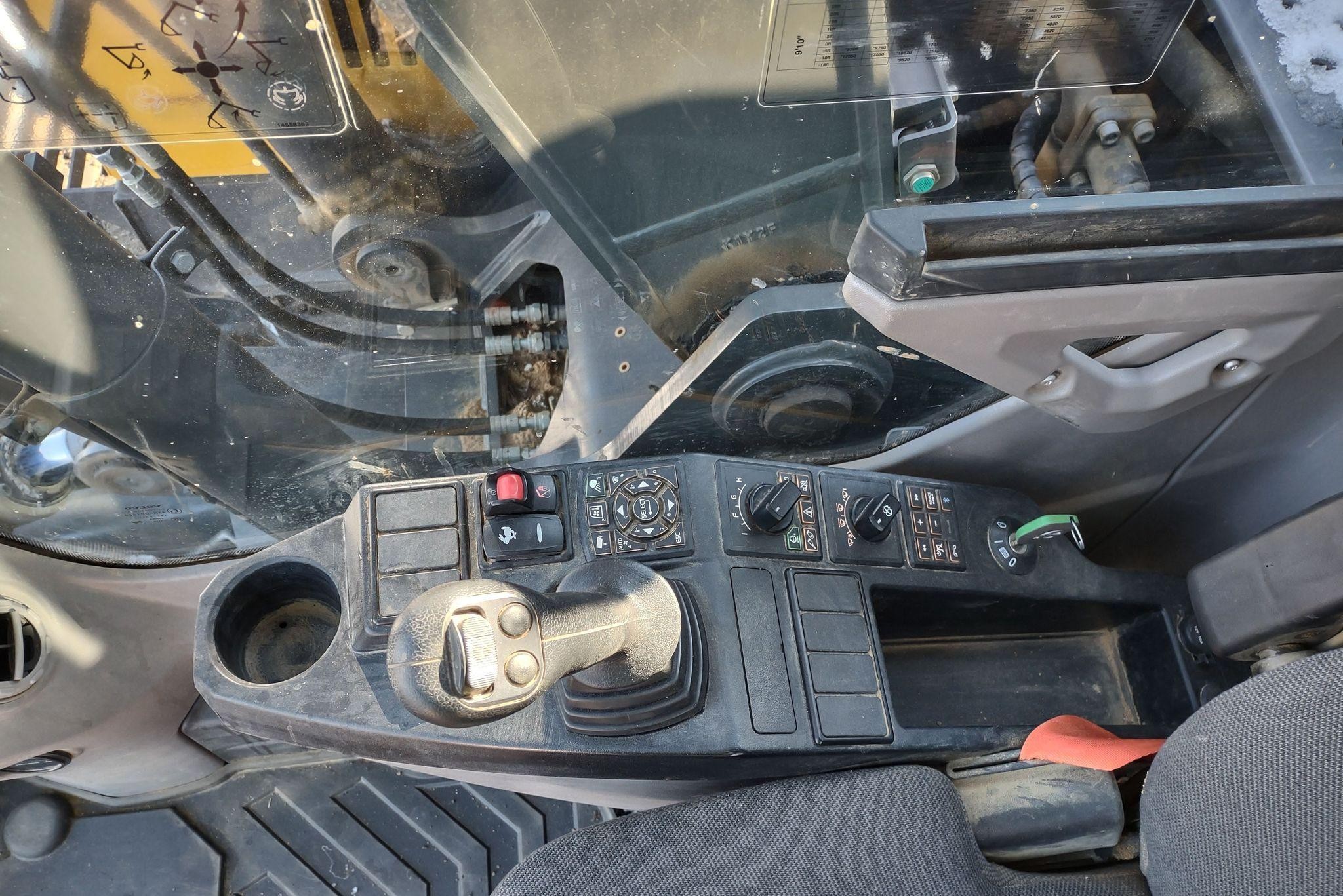 gallery 2021 Volvo ECR145EL excavator