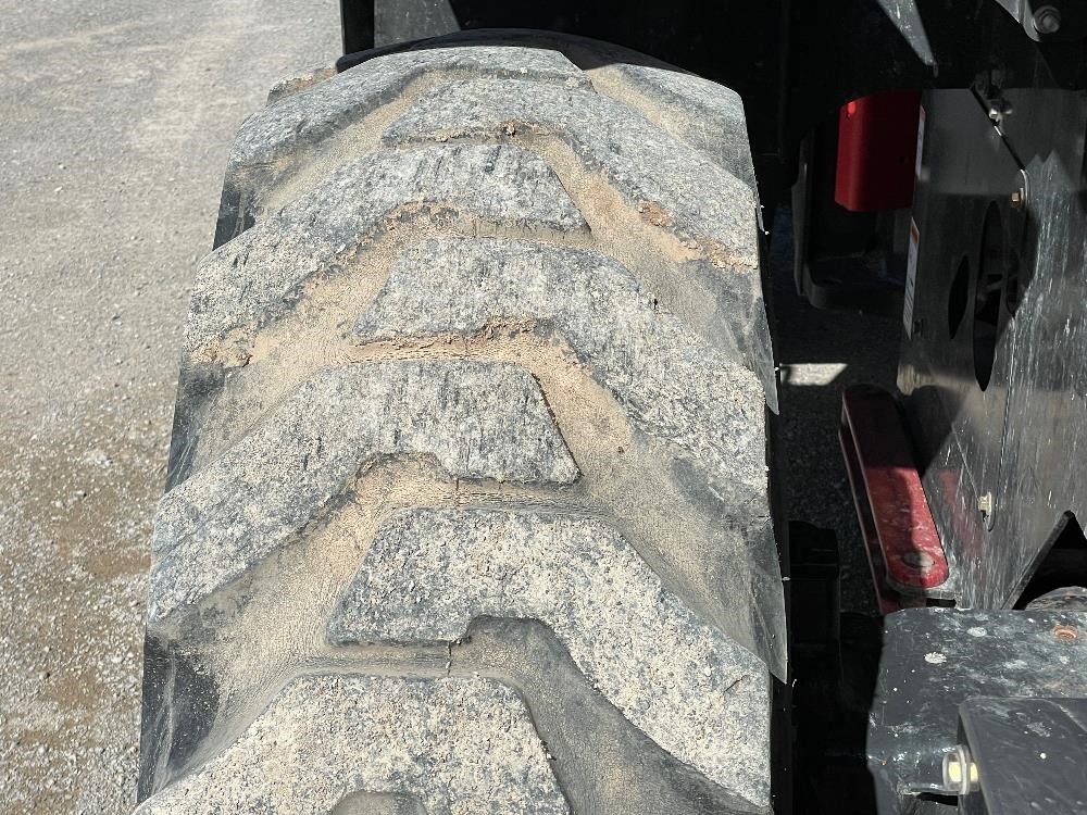 gallery 2017 Case 521G Articulated Wheel Loader