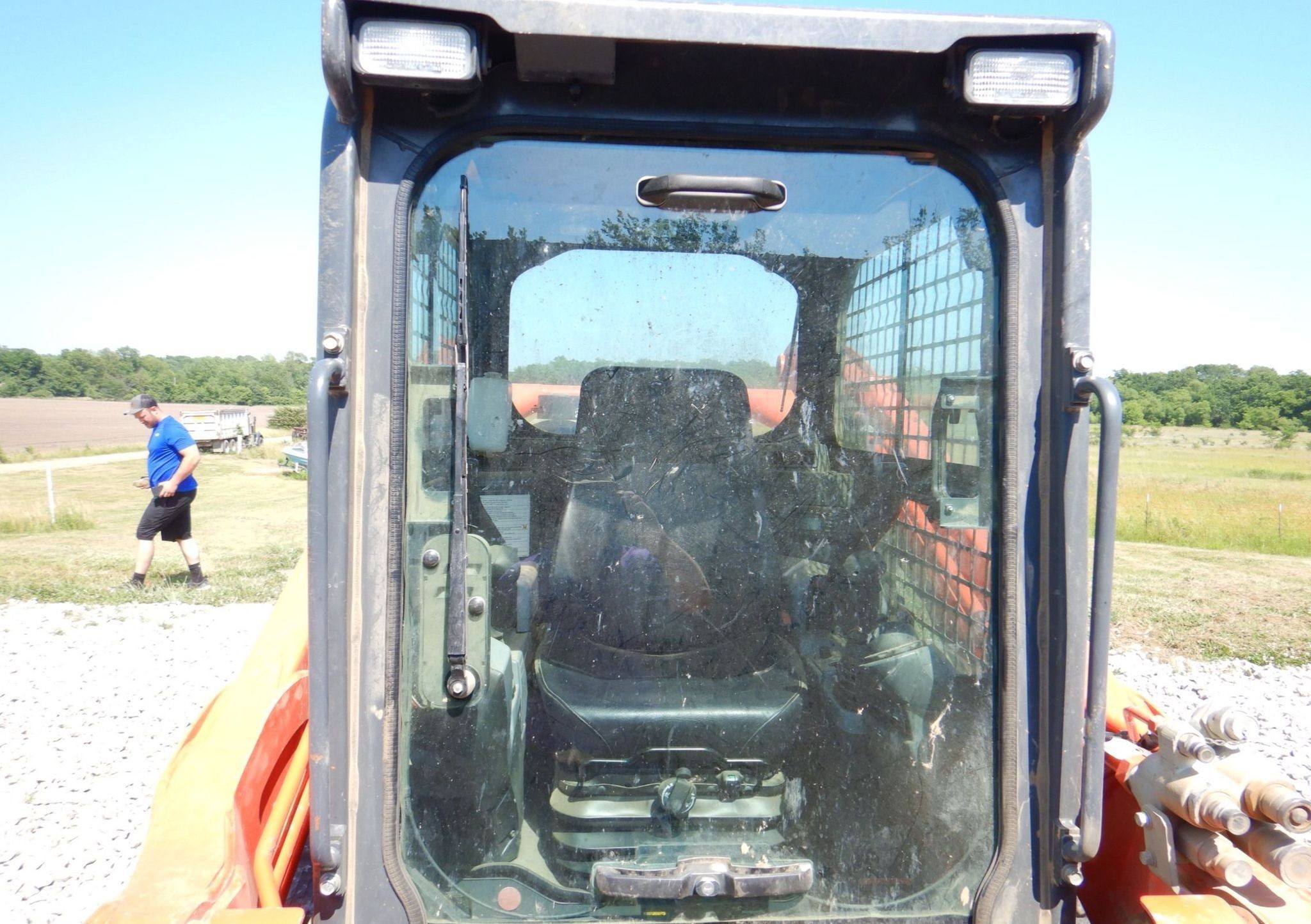 gallery 2020 Kubota SVL95-2S tracked skid steer loader