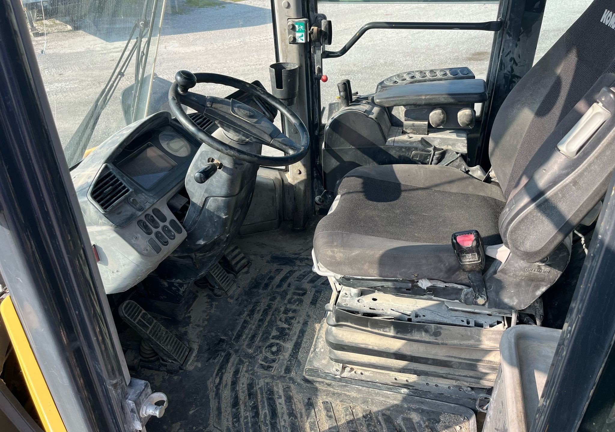 gallery 2015 Komatsu WA470-7 wheel loader