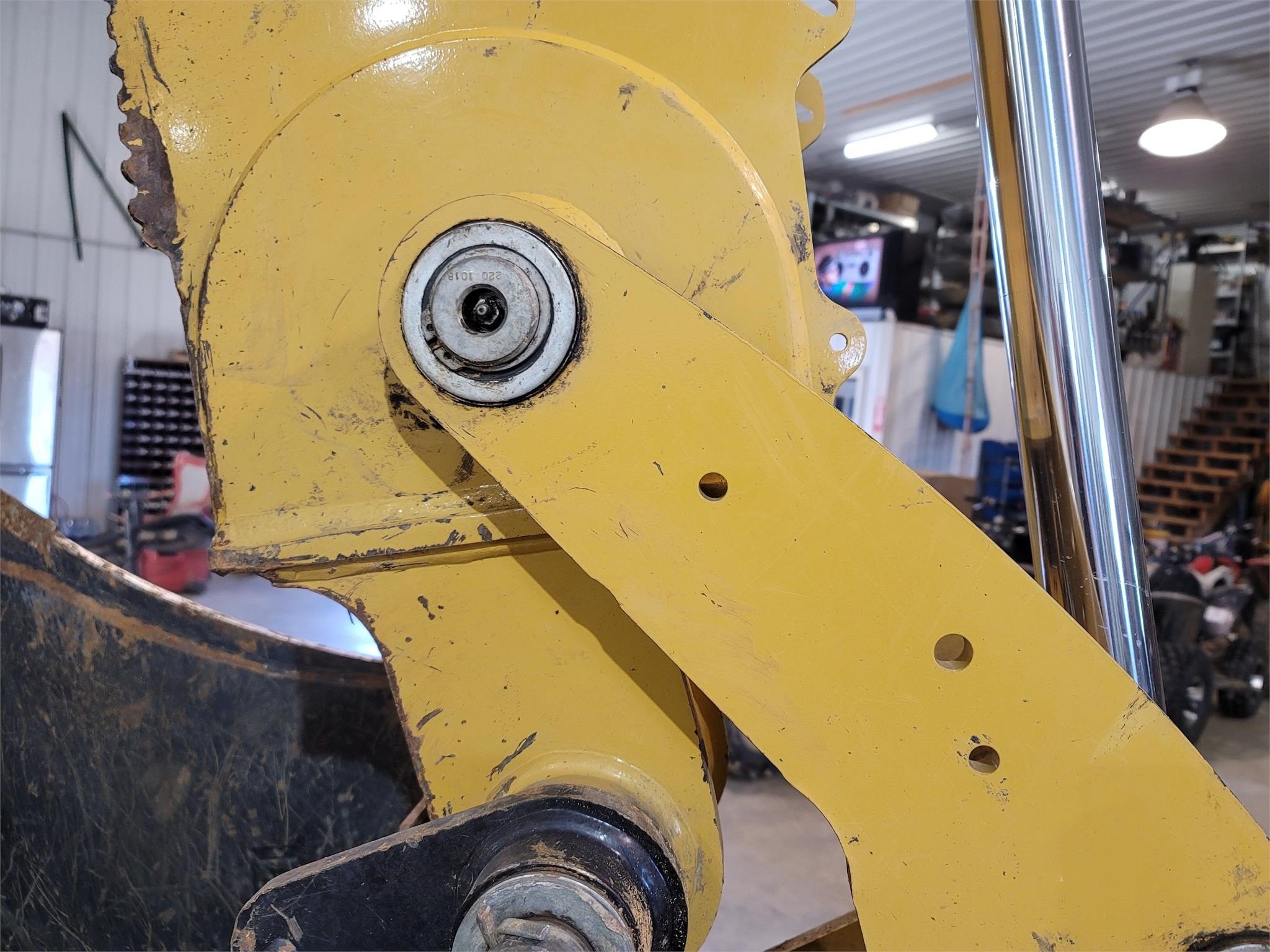 gallery 2018 Caterpillar 420F2 Backhoe