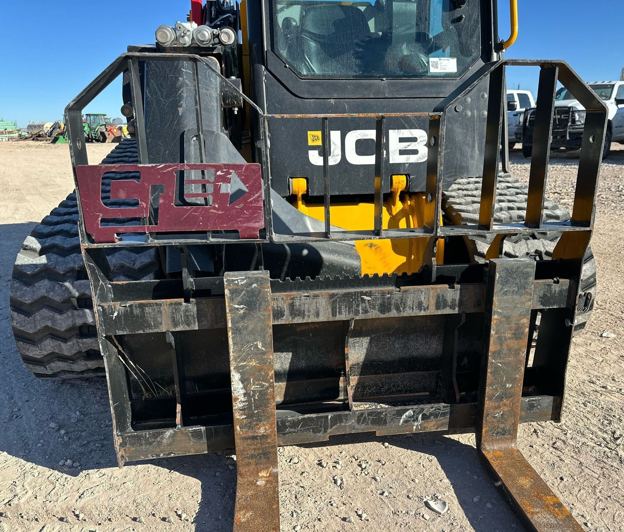 gallery 2022 JCB 3TS-8T tracked skid steer loader