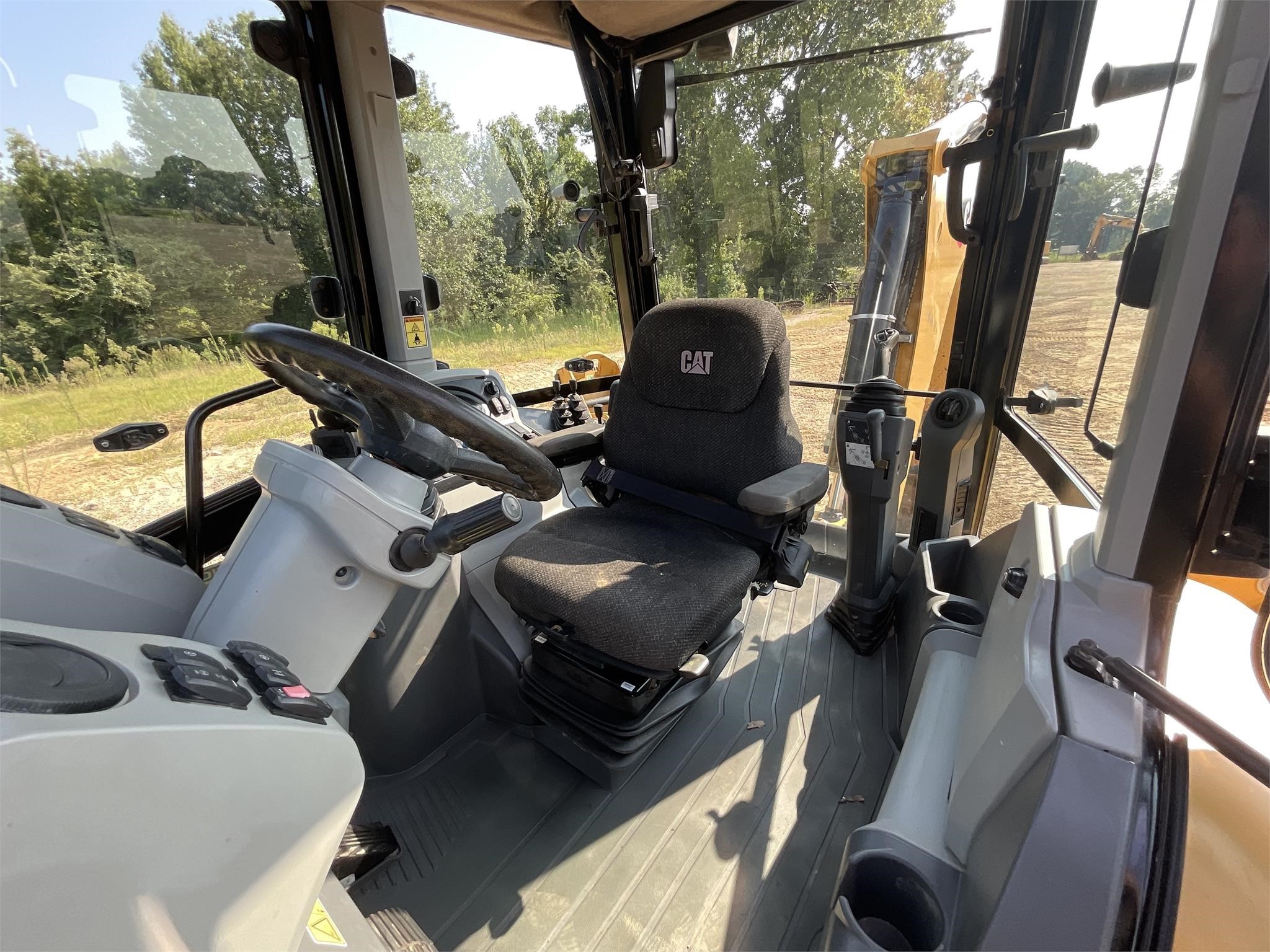 gallery 2015 CATERPILLAR 420F2 IT