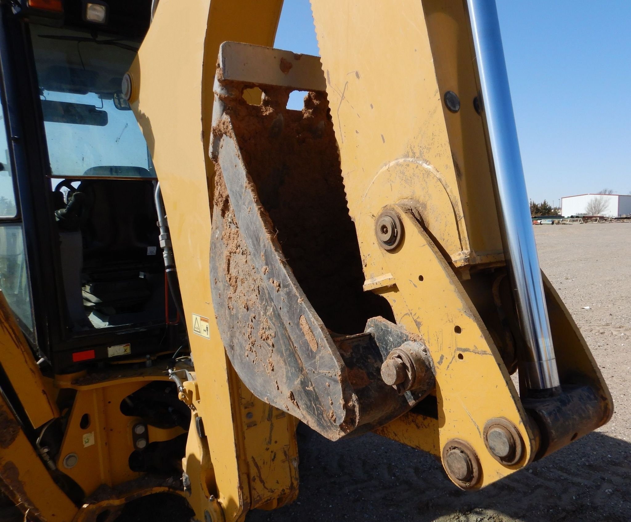 gallery 2013 Caterpillar 420F backhoe