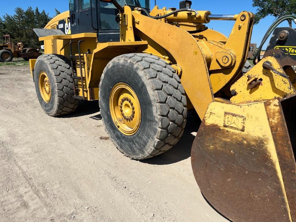 gallery 2008 Caterpillar 938H Wheel Loader