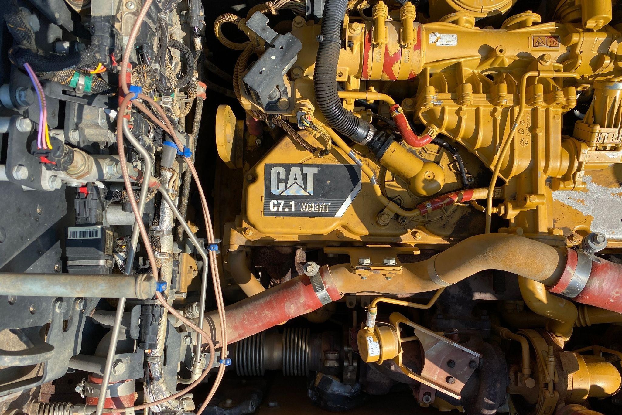 gallery 2012 Caterpillar 329E L excavator