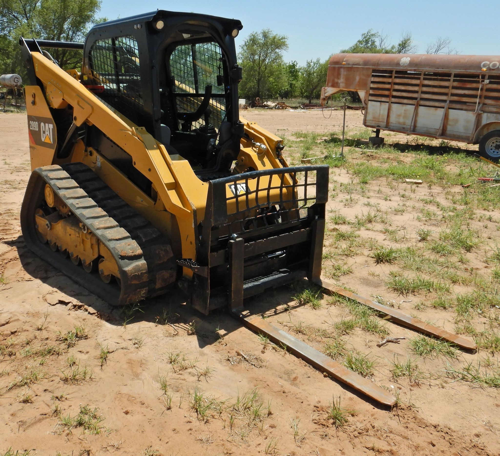 gallery 2019 Caterpillar 289D tracked skid steer loader