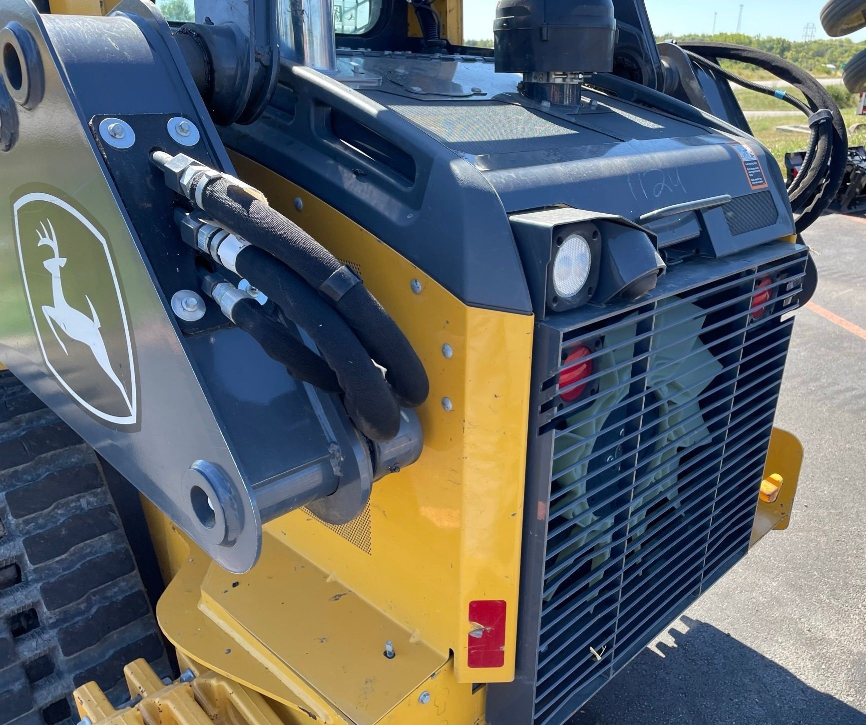 gallery 2021 John Deere 325G tracked skid steer loader
