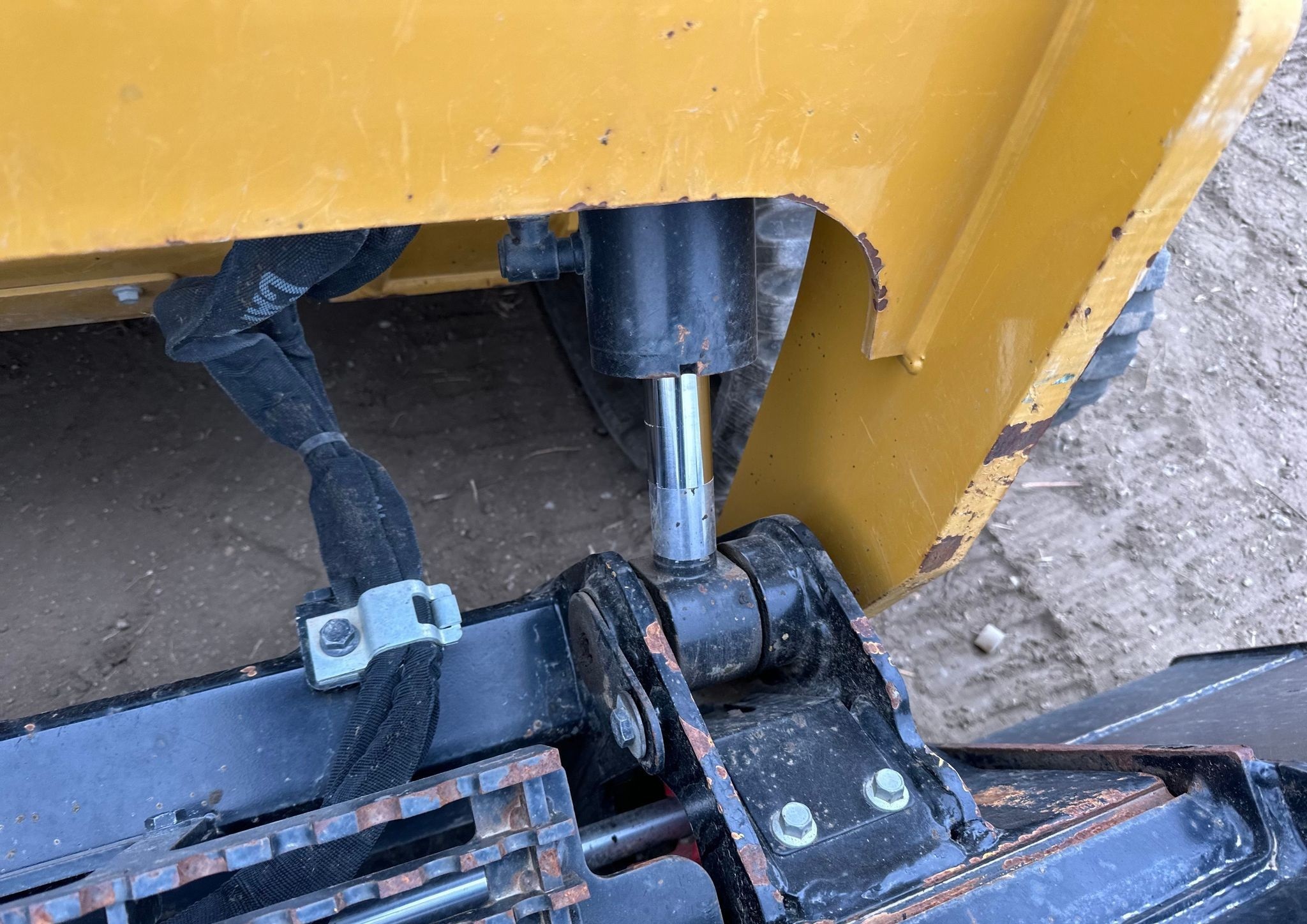 gallery 2022 Caterpillar 289D3 tracked skid steer loader
