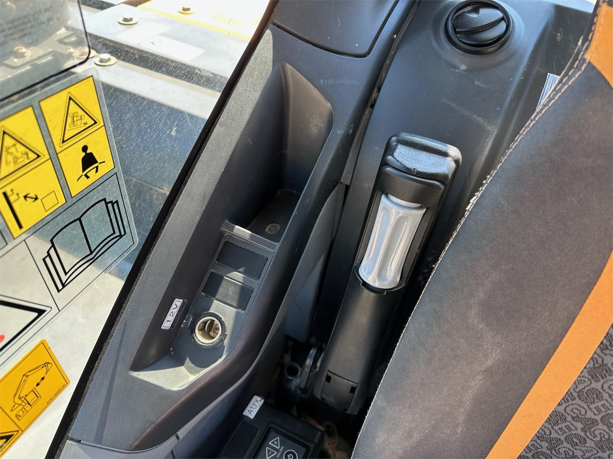 gallery 2019 CASE CX80C