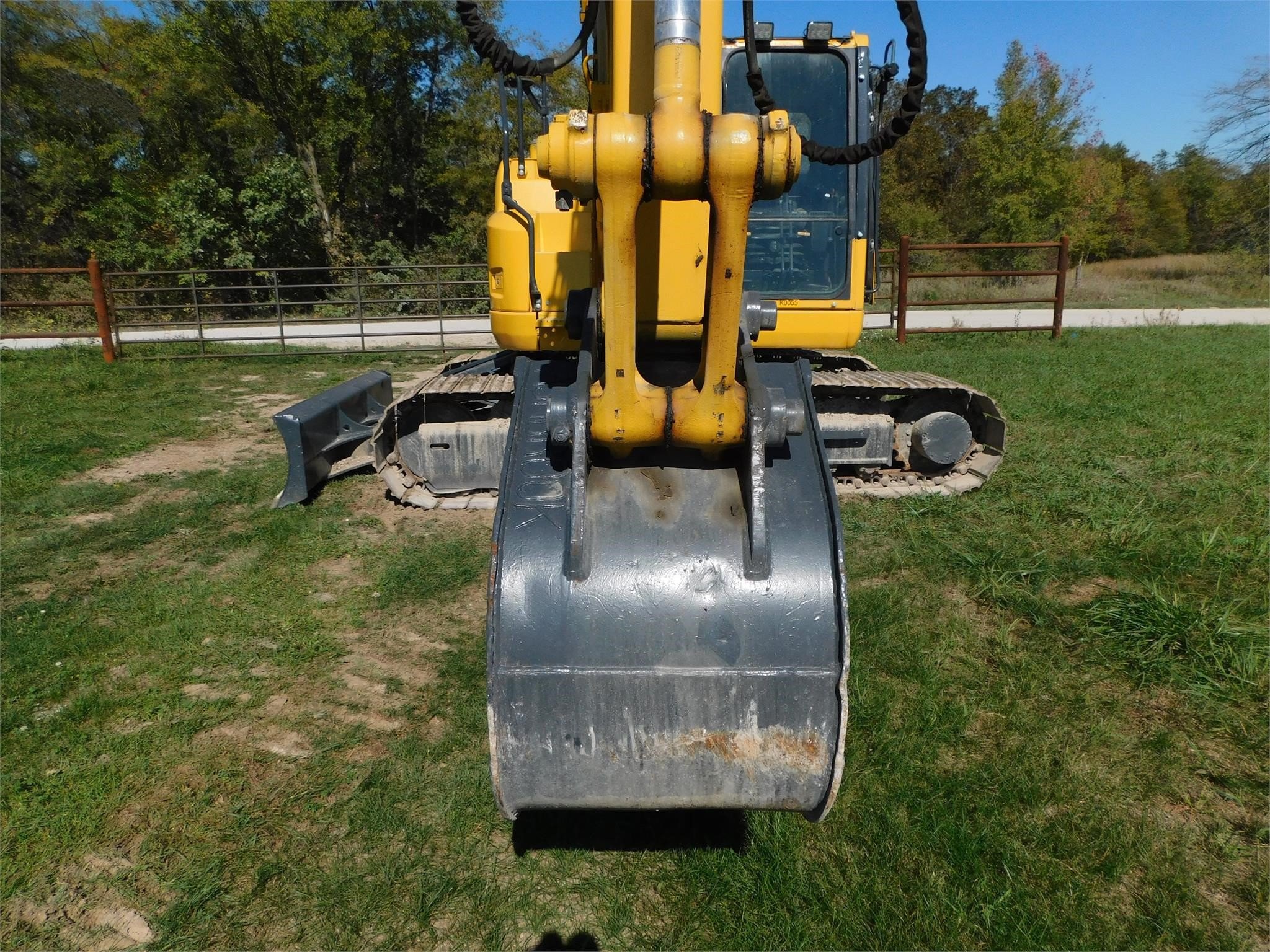 gallery 2016 KOMATSU PC138US LC-11