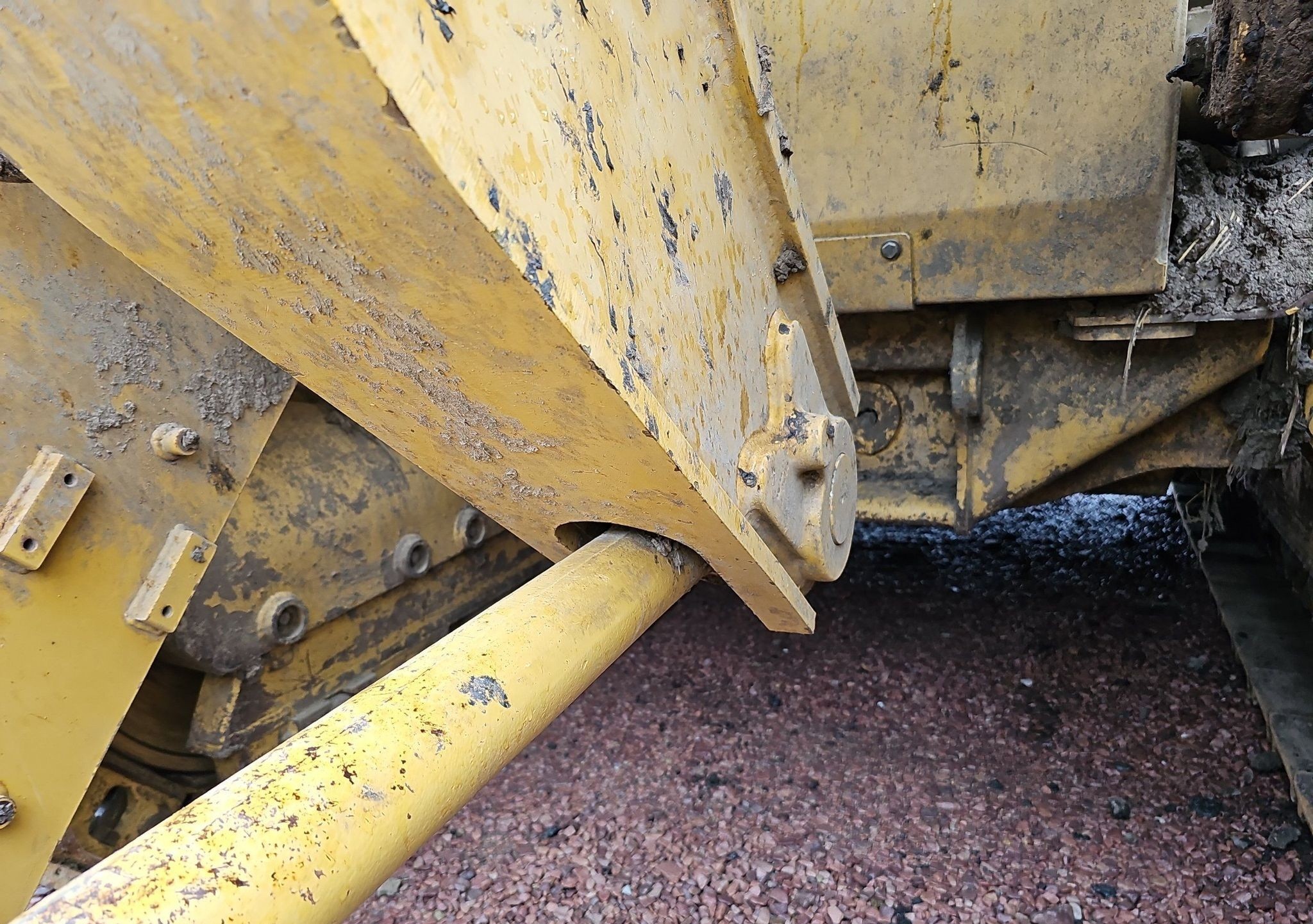 gallery 2015 Caterpillar 963D track loader