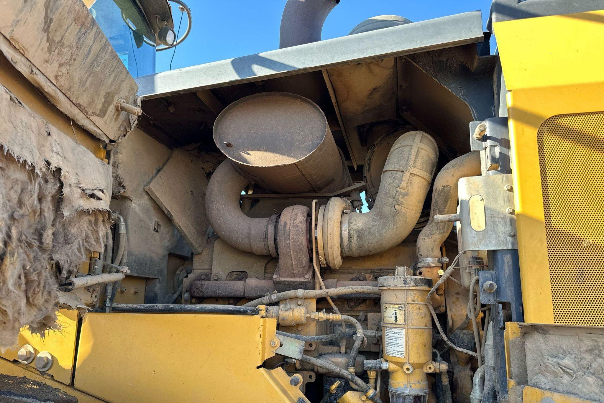 gallery 2006 John Deere 844J wheel loader
