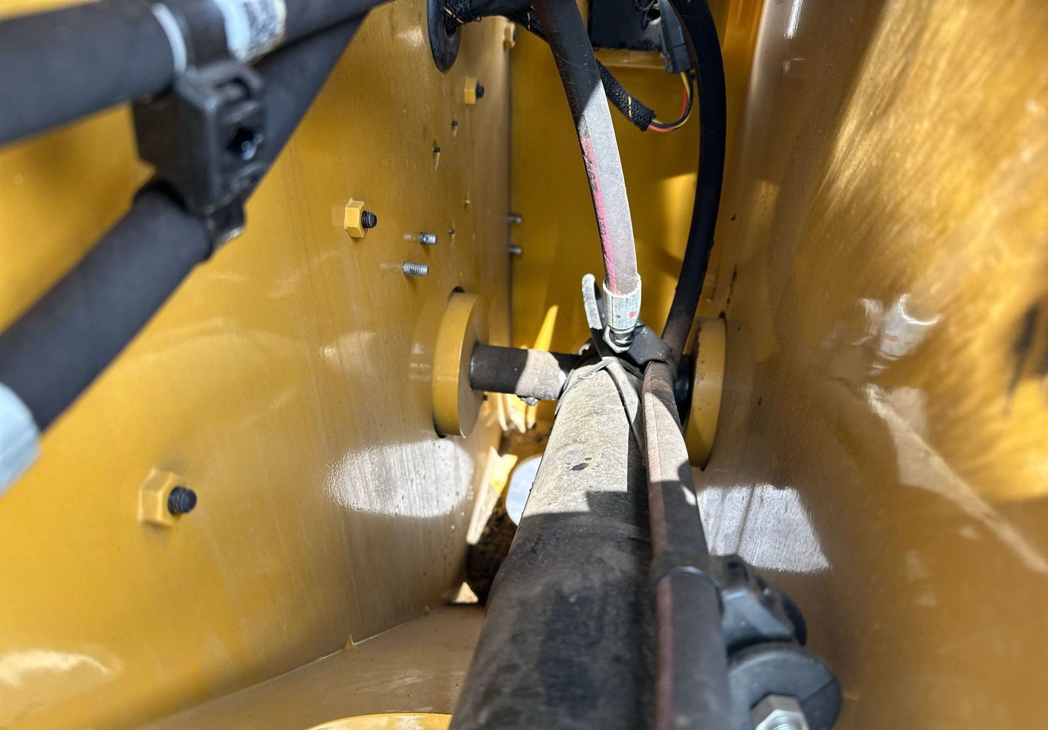 gallery 2022 Caterpillar 259D3 tracked skid steer loader