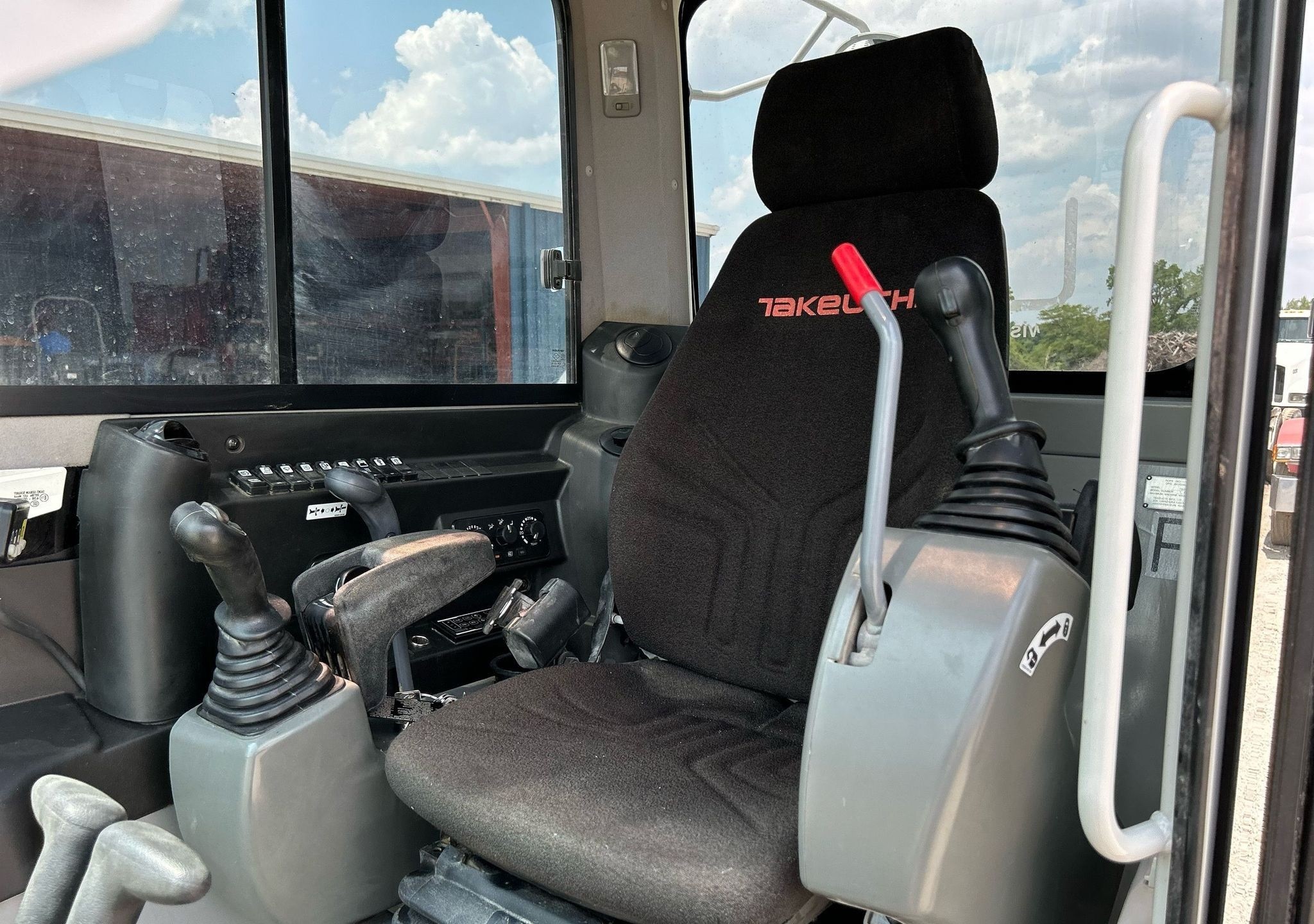 gallery 2020 Takeuchi TB290 mini excavator