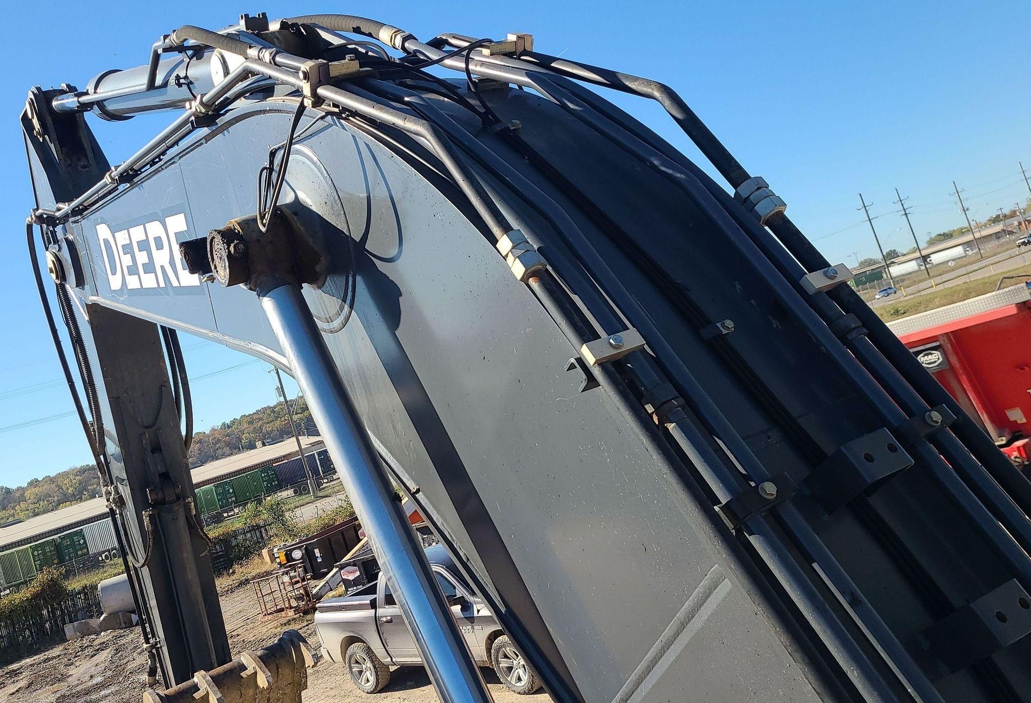gallery 2014 John Deere 350G LC excavator