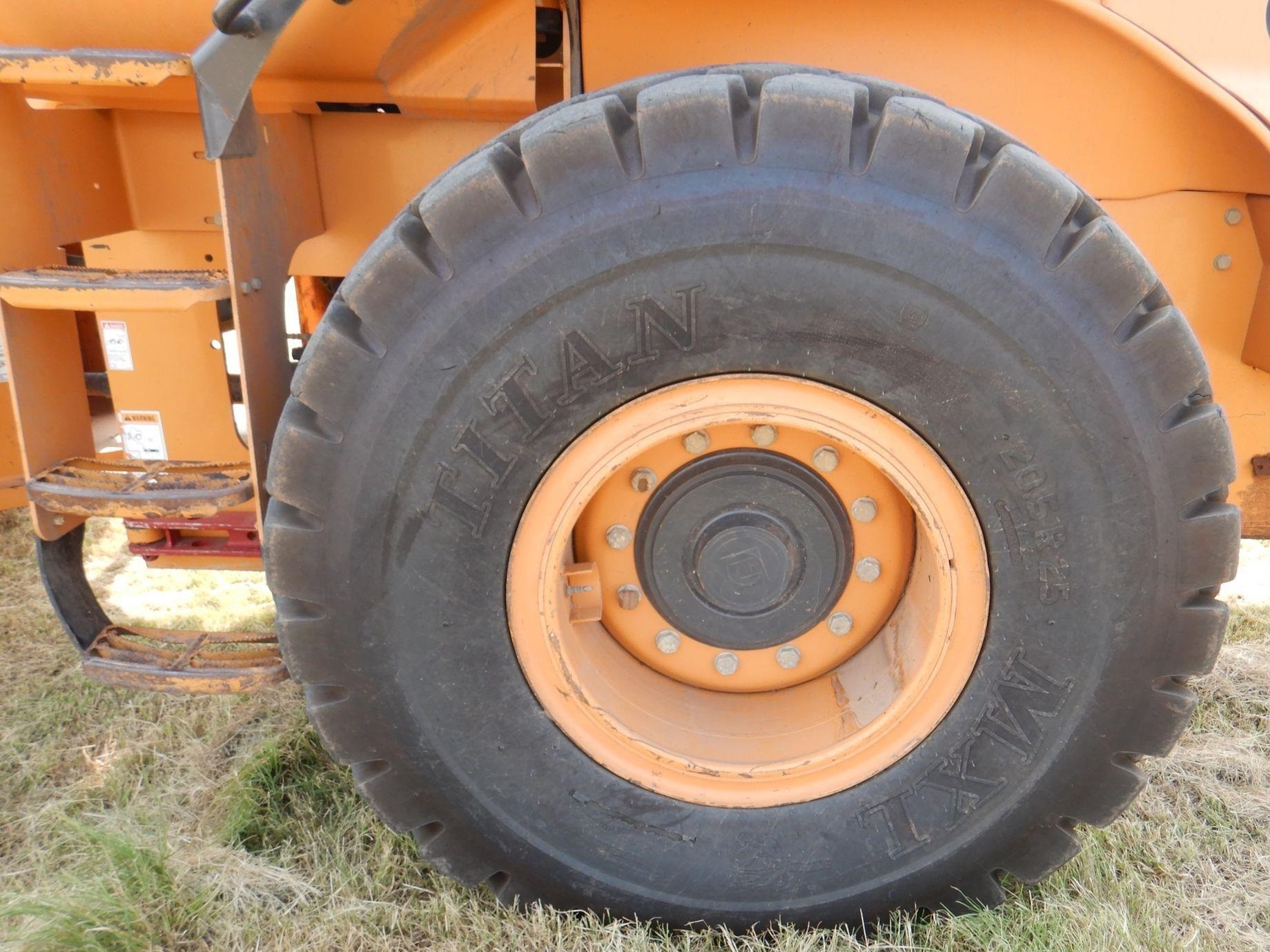 gallery 2014 Case 621F  wheel loader