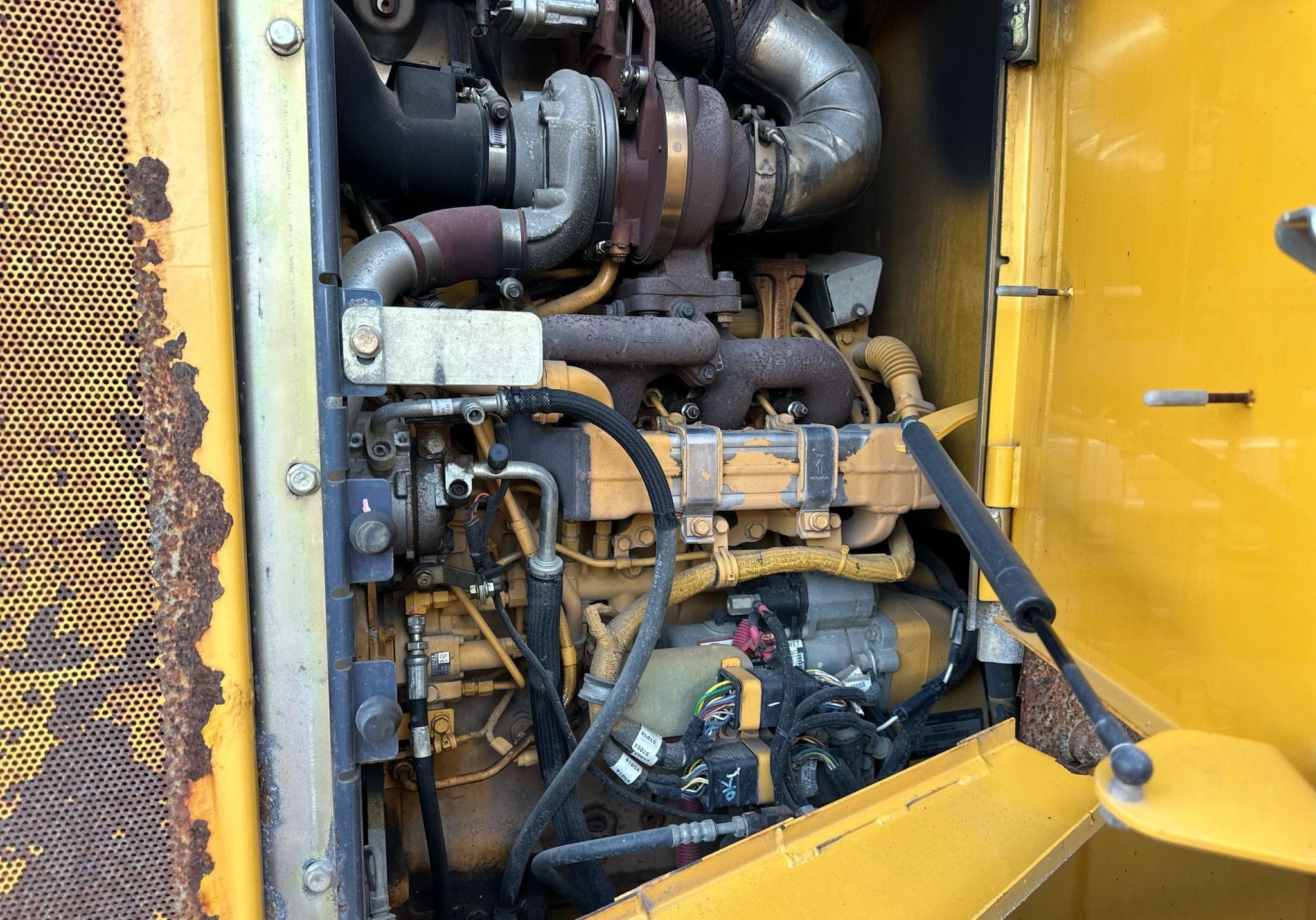 gallery 2013 John Deere 444K wheel loader
