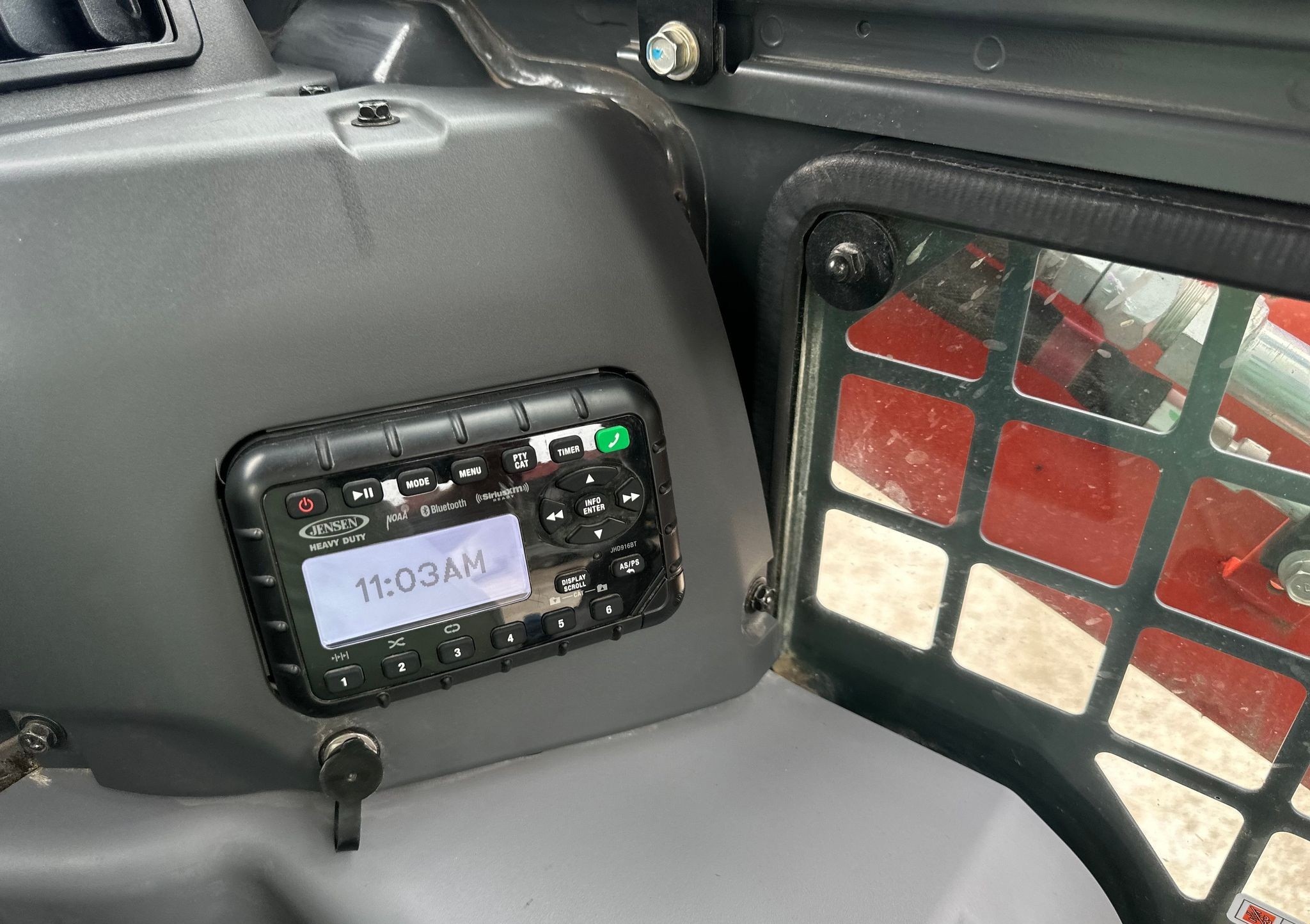 gallery 2020 Kubota SVL65-2 tracked skid steer loader