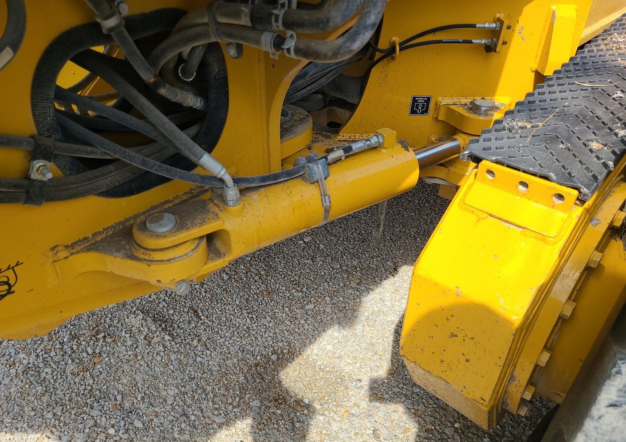 gallery 2016 John Deere 770G motor grader