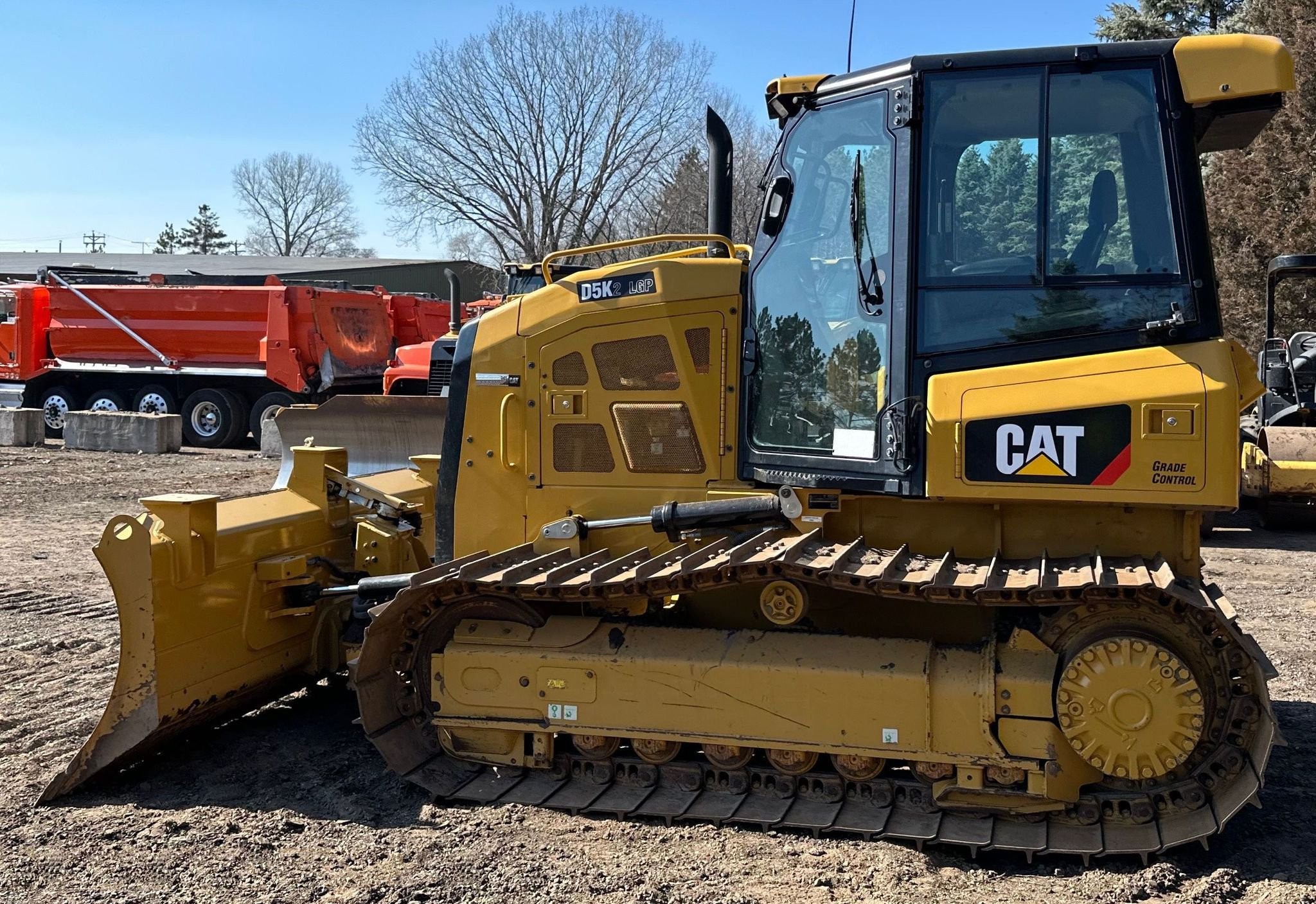 gallery 2019 Caterpillar D5K2 LGP dozer