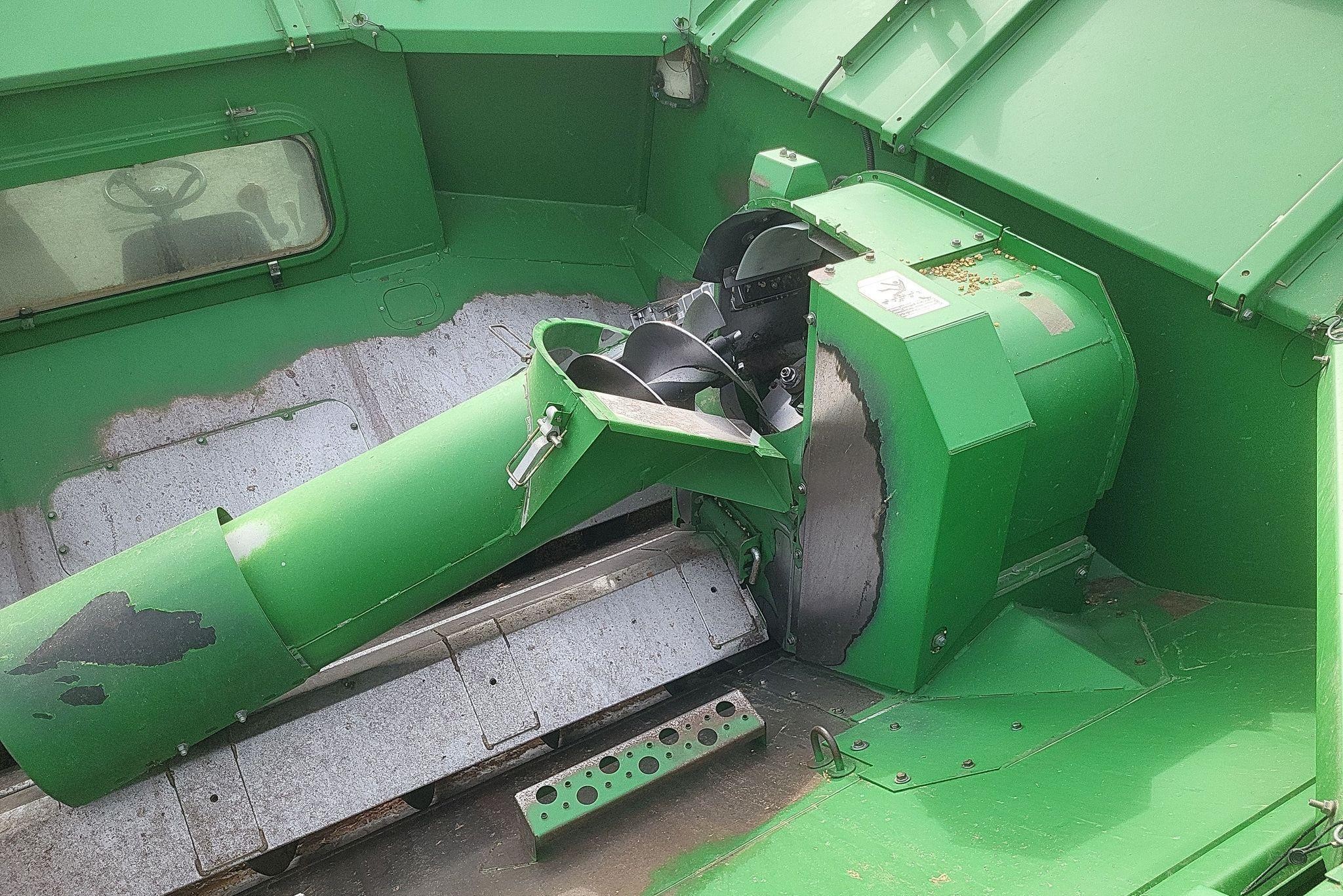 gallery 2008 John Deere 9770 STS RWA combine