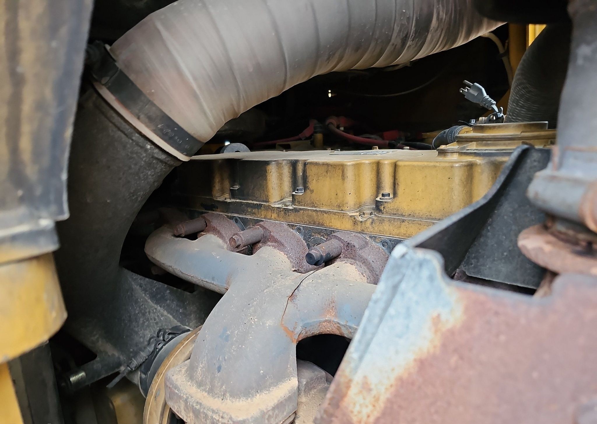 gallery 2015 Caterpillar 963D track loader
